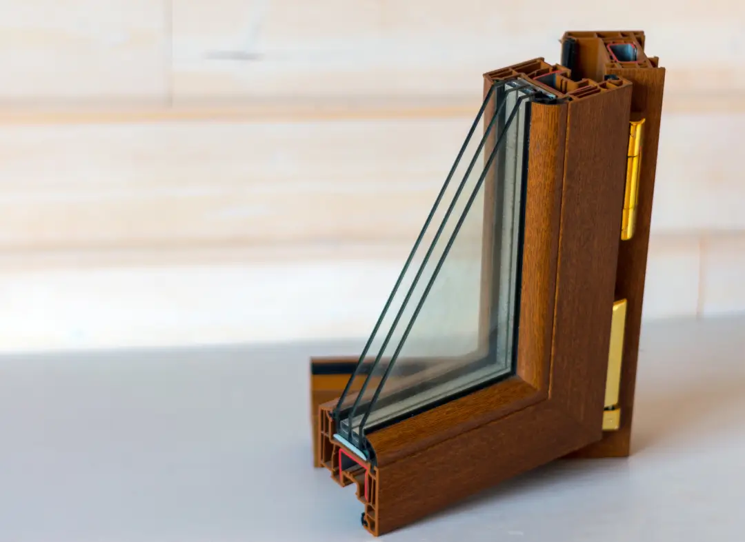 Installation de fenêtre en bois sur mesure Challans